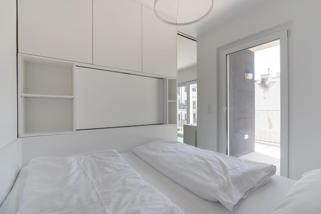 Apartamento Neu Und Hell In Zentraler Ruhelage Mit Parkplatz